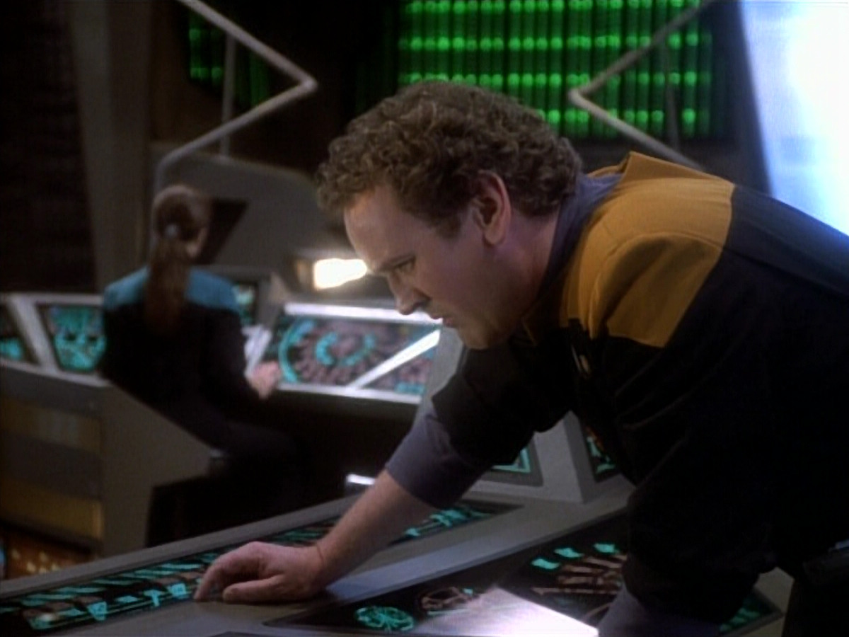extant_StarTrekDS9_1x20-InTheHandsOfTheProphets_02974.jpg