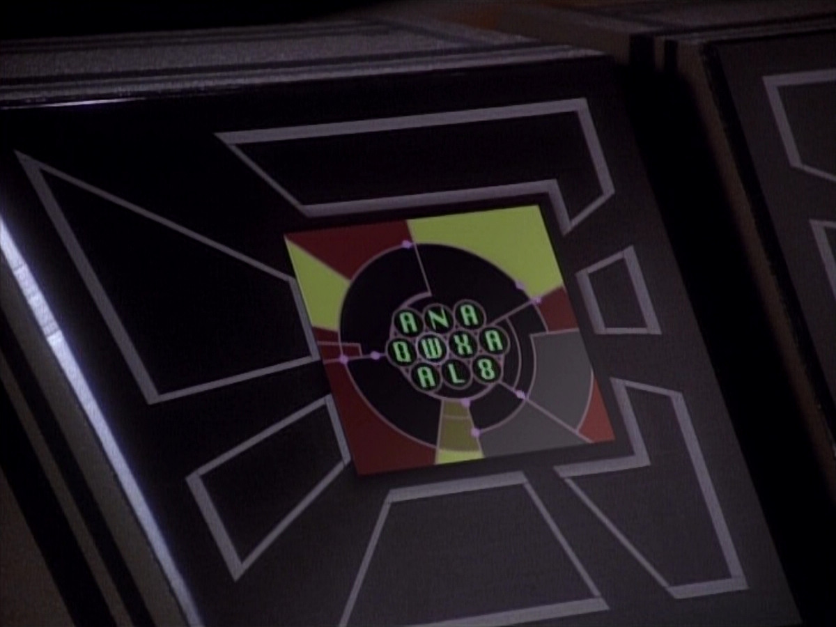 extant_StarTrekDS9_1x20-InTheHandsOfTheProphets_03027.jpg
