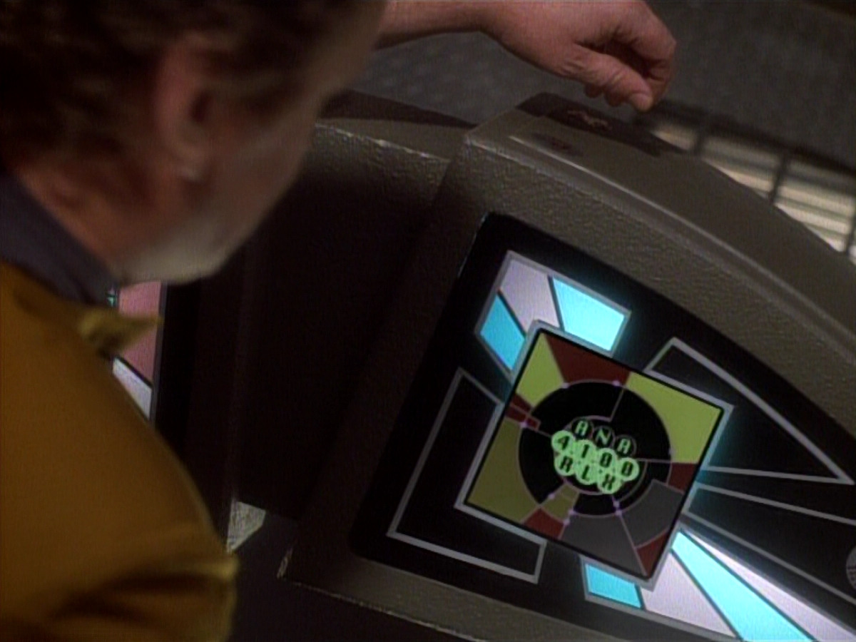 extant_StarTrekDS9_1x20-InTheHandsOfTheProphets_03097.jpg