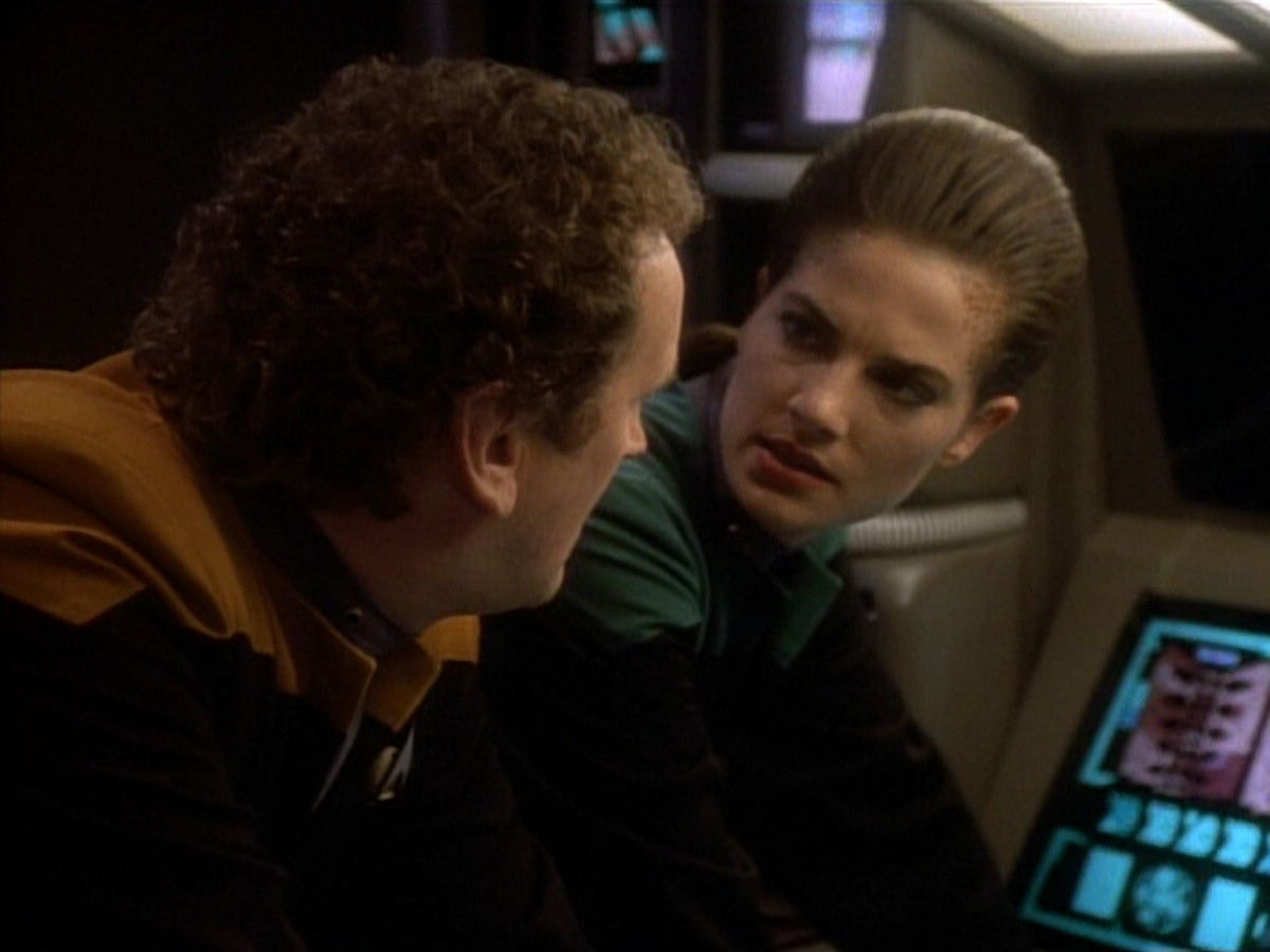 extant_StarTrekDS9_1x20-InTheHandsOfTheProphets_03150.jpg