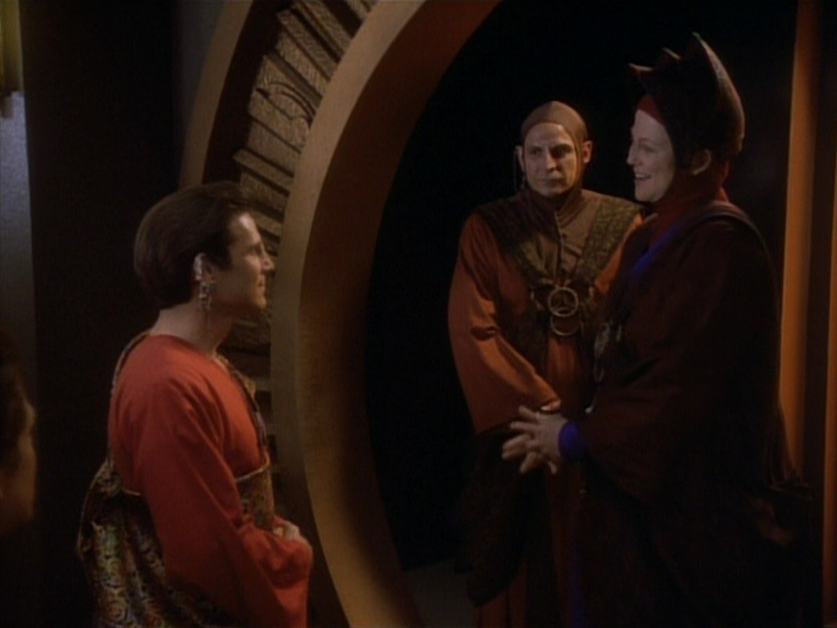 extant_StarTrekDS9_1x20-InTheHandsOfTheProphets_03198.jpg