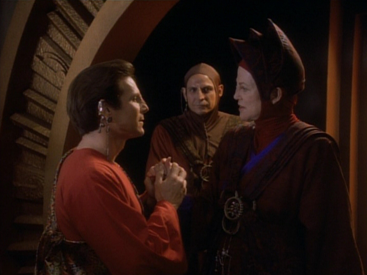 extant_StarTrekDS9_1x20-InTheHandsOfTheProphets_03210.jpg