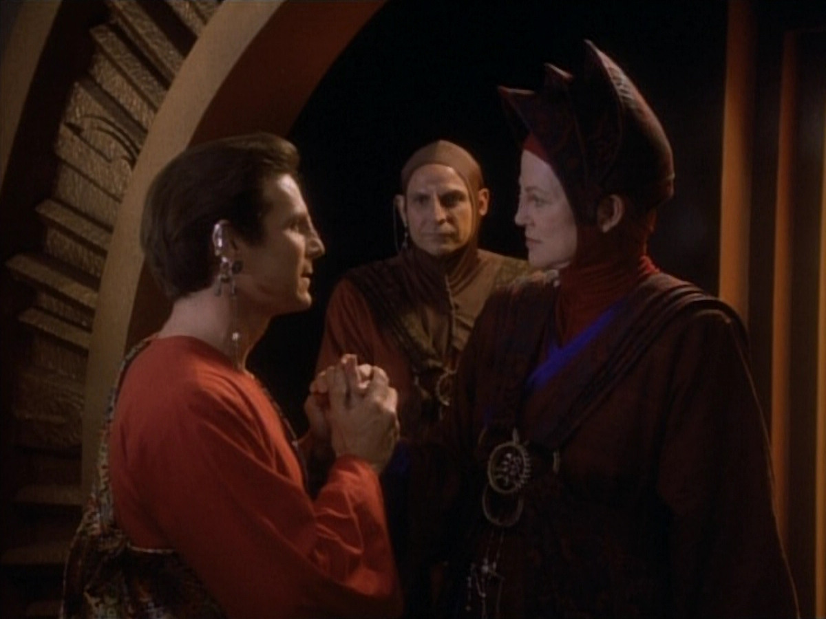 extant_StarTrekDS9_1x20-InTheHandsOfTheProphets_03221.jpg