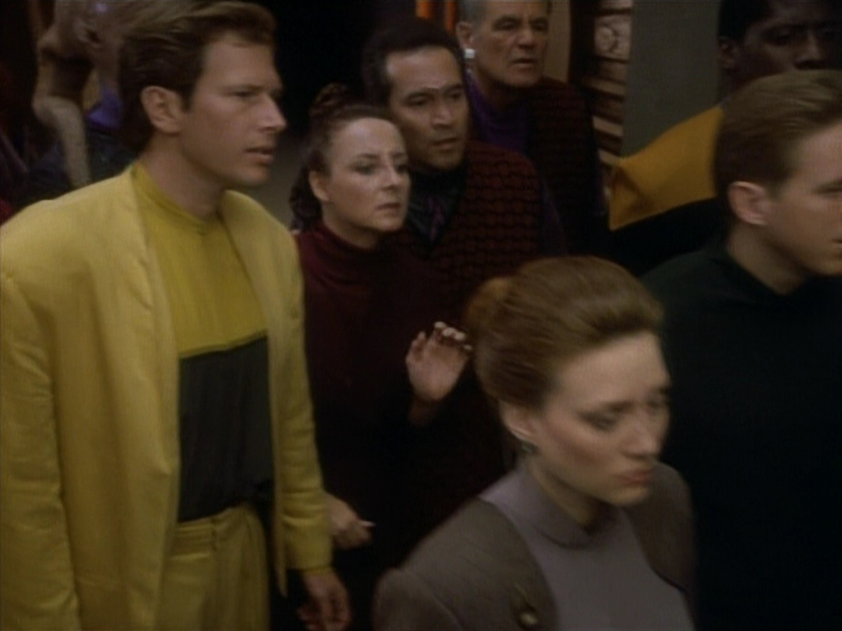 extant_StarTrekDS9_1x20-InTheHandsOfTheProphets_03245.jpg