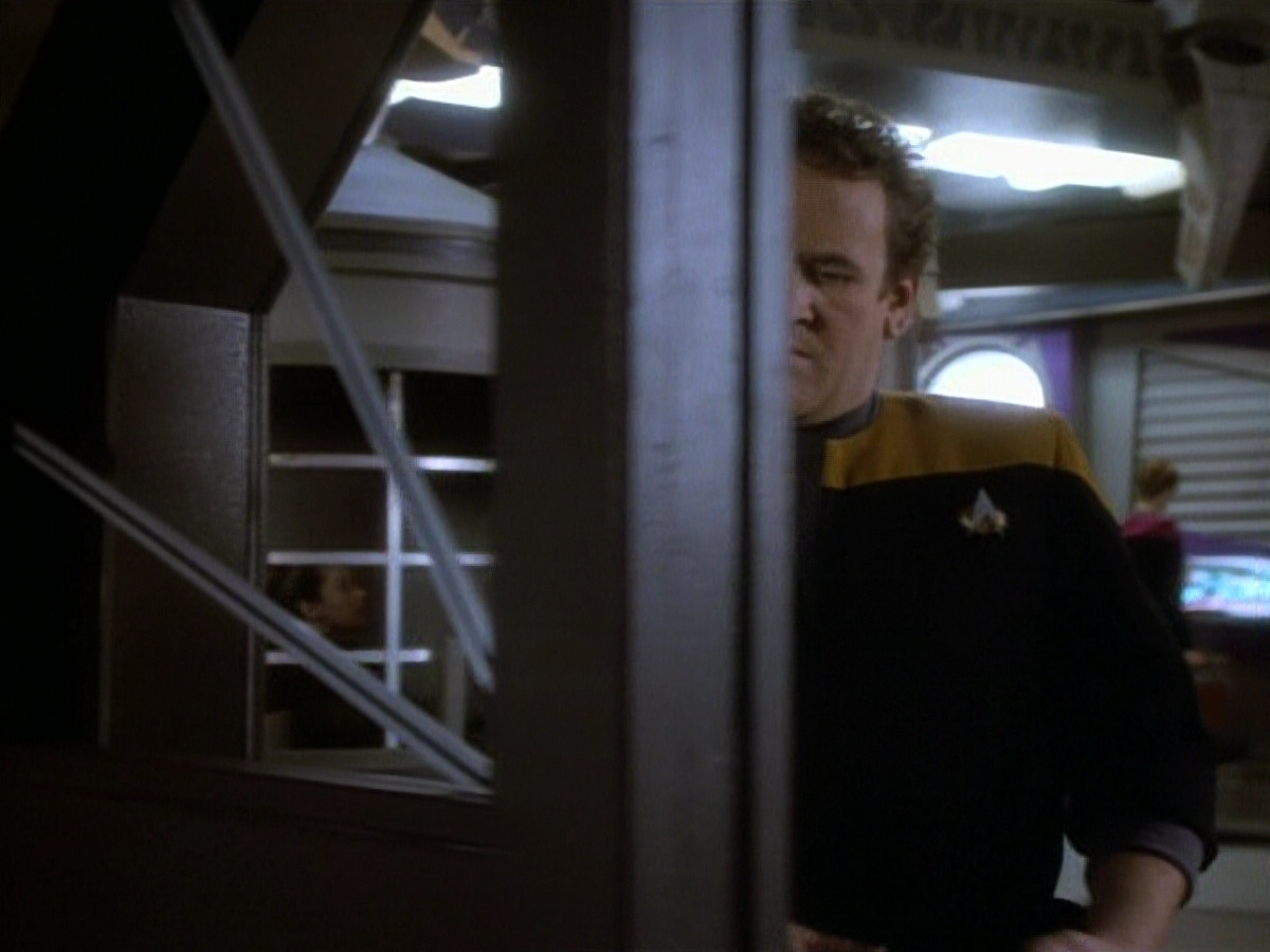 extant_StarTrekDS9_1x20-InTheHandsOfTheProphets_03257.jpg