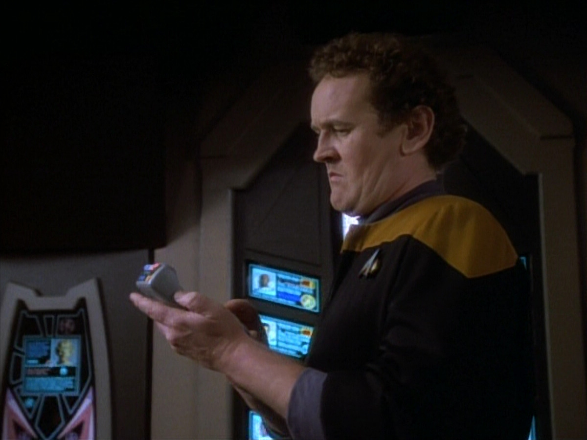 extant_StarTrekDS9_1x20-InTheHandsOfTheProphets_03264.jpg