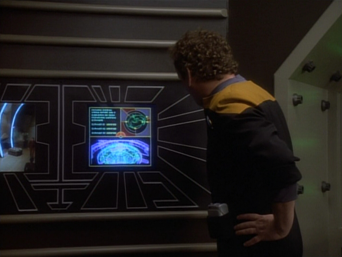 extant_StarTrekDS9_1x20-InTheHandsOfTheProphets_03362.jpg