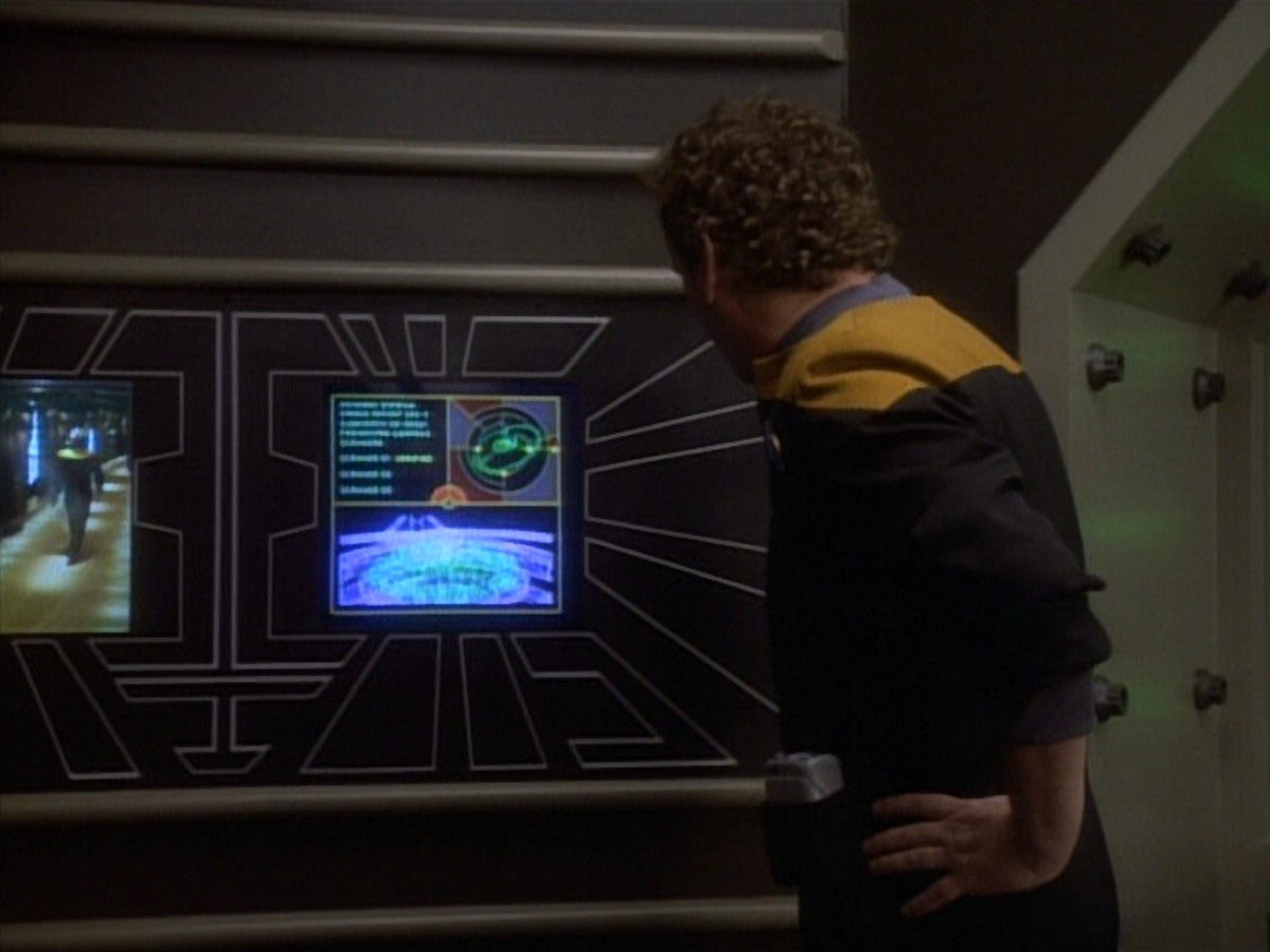 extant_StarTrekDS9_1x20-InTheHandsOfTheProphets_03364.jpg