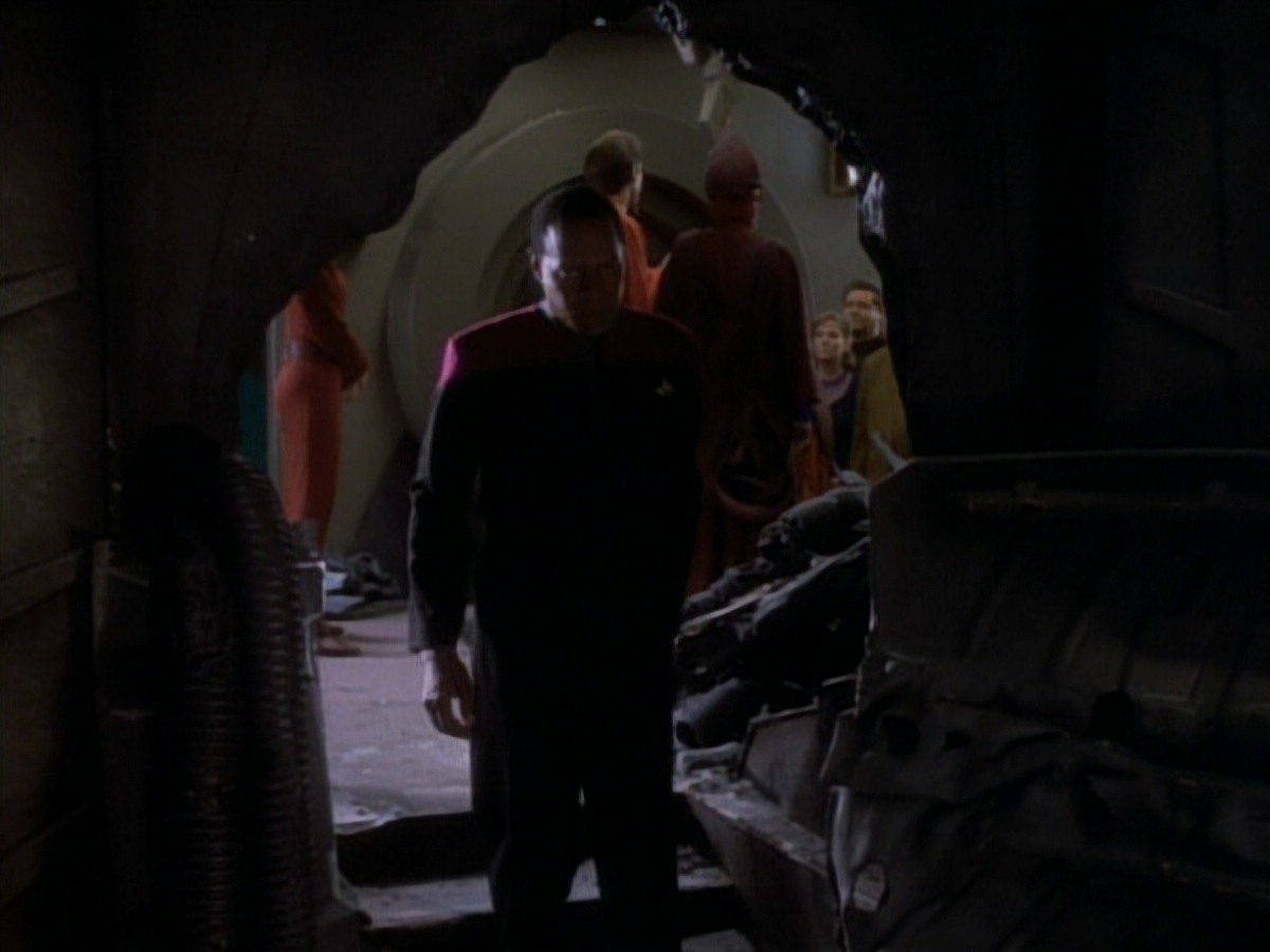 extant_StarTrekDS9_1x20-InTheHandsOfTheProphets_03380.jpg