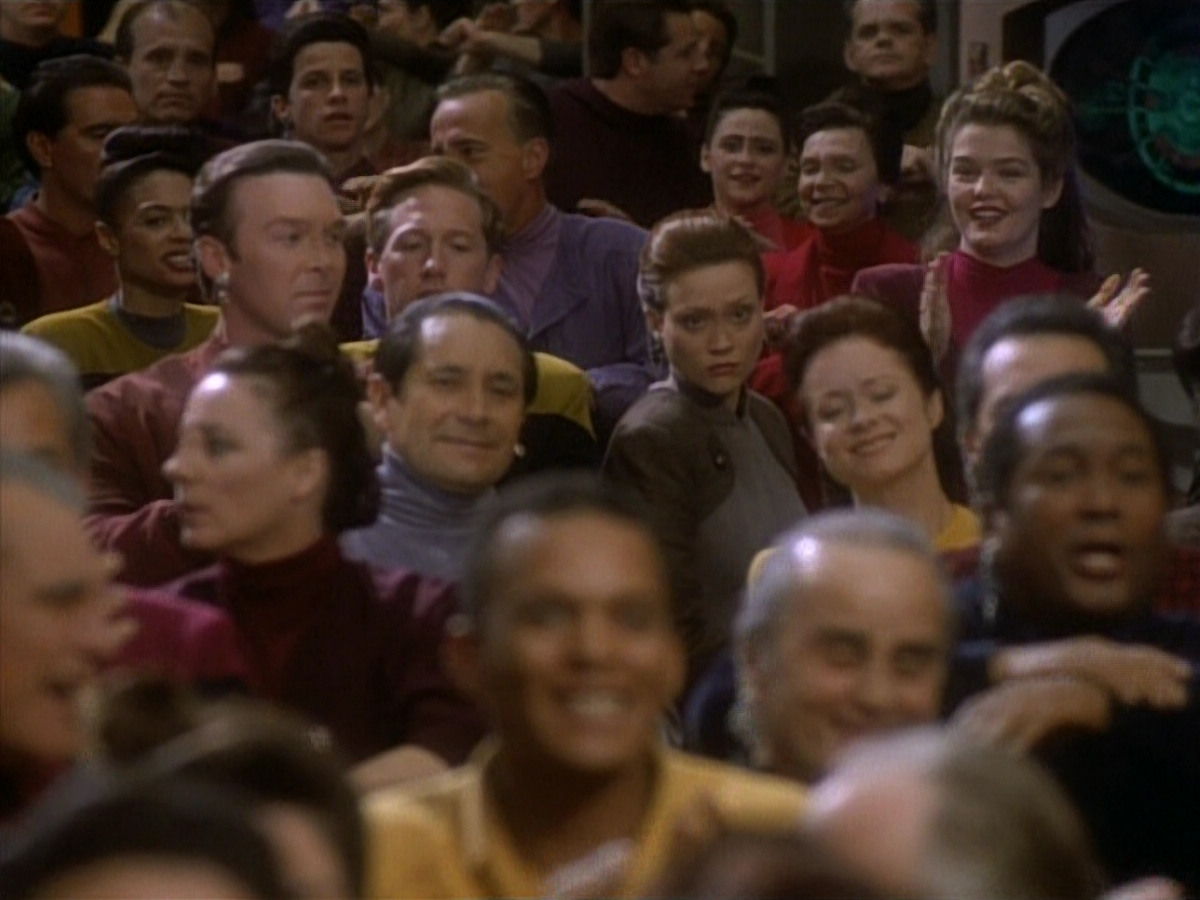 extant_StarTrekDS9_1x20-InTheHandsOfTheProphets_03433.jpg