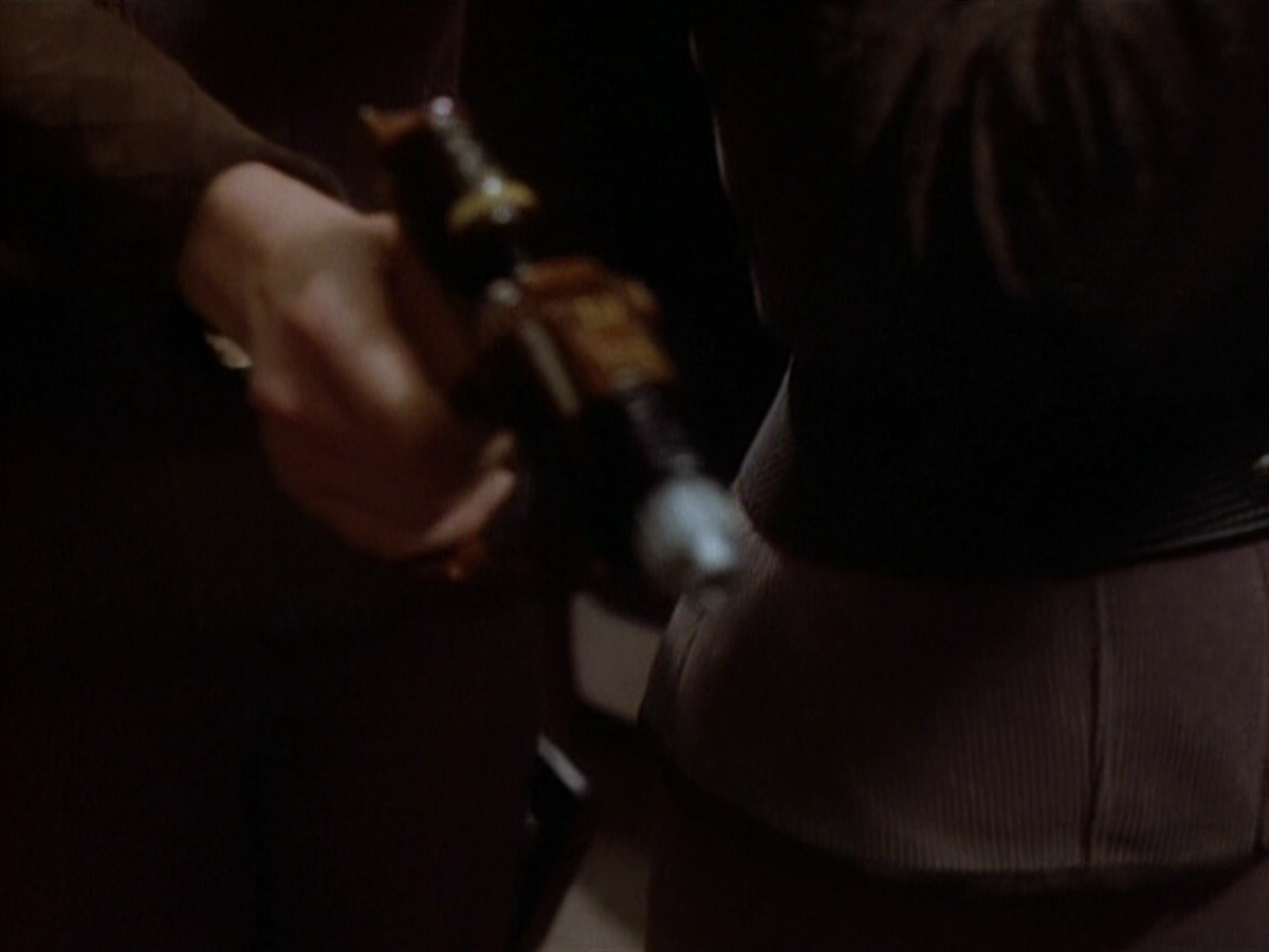 extant_StarTrekDS9_1x20-InTheHandsOfTheProphets_03468.jpg