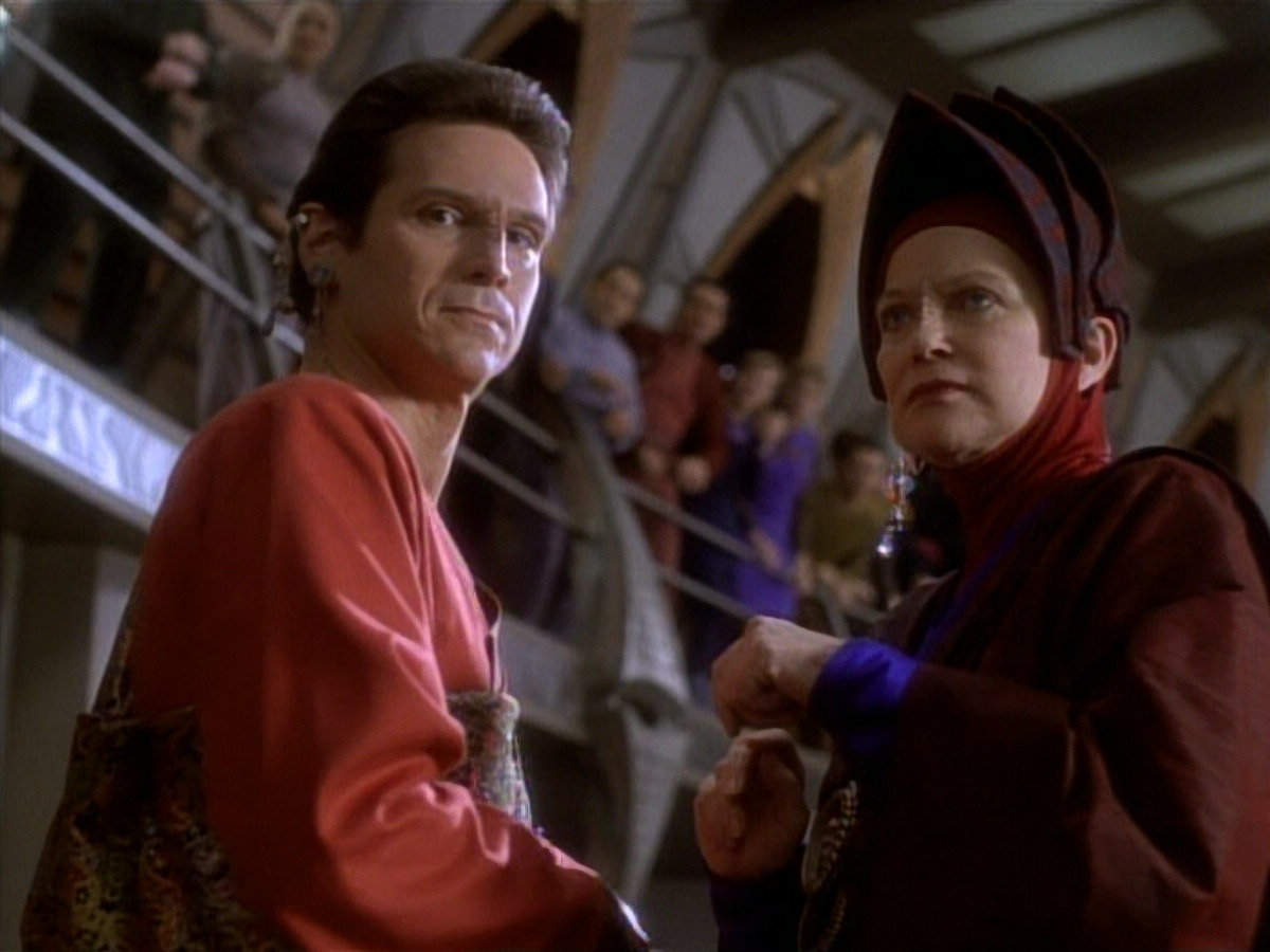 extant_StarTrekDS9_1x20-InTheHandsOfTheProphets_03480.jpg