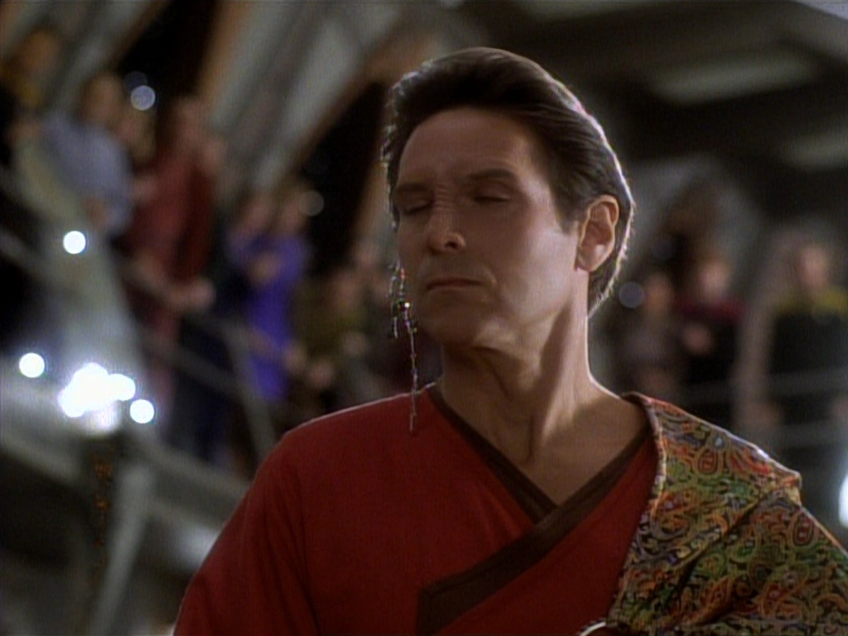 extant_StarTrekDS9_1x20-InTheHandsOfTheProphets_03493.jpg