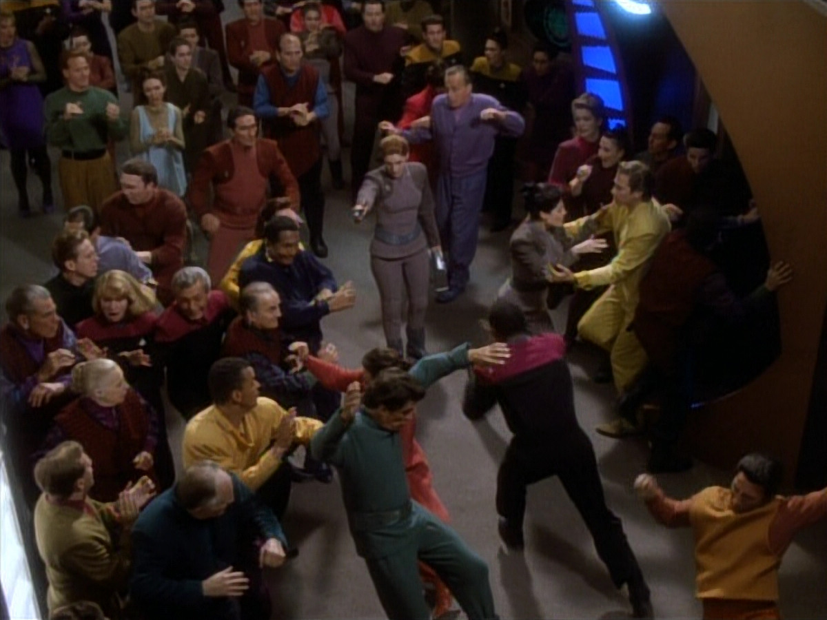extant_StarTrekDS9_1x20-InTheHandsOfTheProphets_03497.jpg