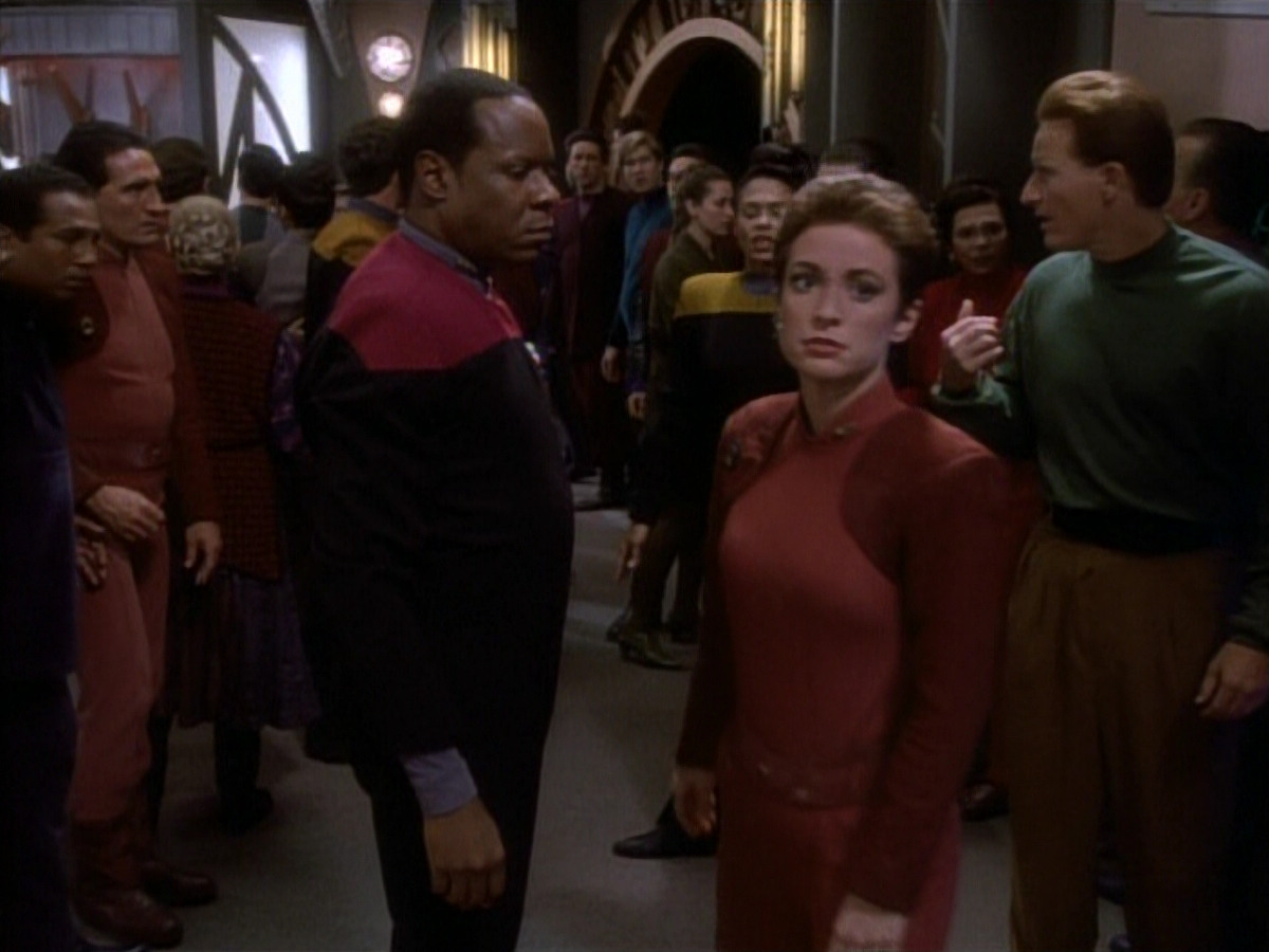 extant_StarTrekDS9_1x20-InTheHandsOfTheProphets_03527.jpg