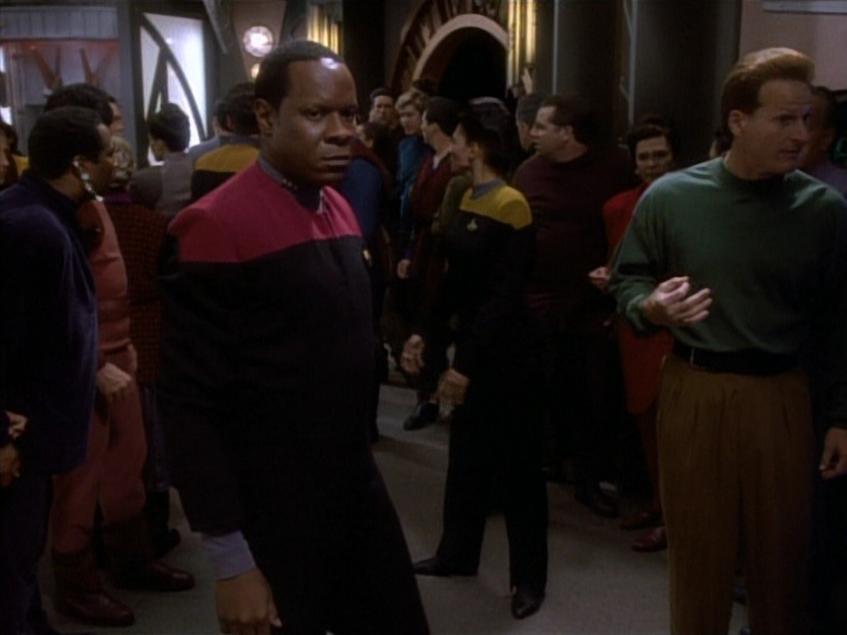 extant_StarTrekDS9_1x20-InTheHandsOfTheProphets_03529.jpg