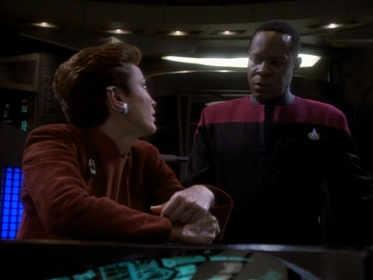extant_StarTrekDS9_1x20-InTheHandsOfTheProphets_03604.jpg