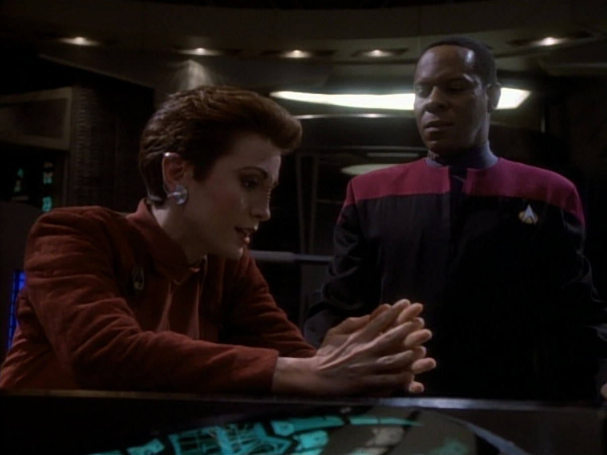 extant_StarTrekDS9_1x20-InTheHandsOfTheProphets_03671.jpg