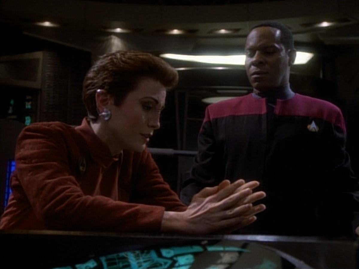 extant_StarTrekDS9_1x20-InTheHandsOfTheProphets_03672.jpg