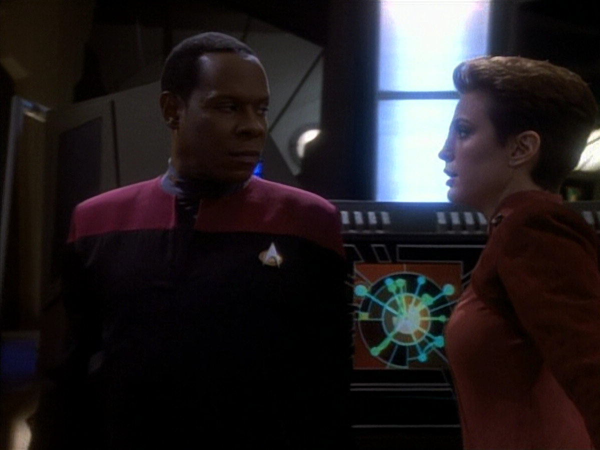 extant_StarTrekDS9_1x20-InTheHandsOfTheProphets_03696.jpg