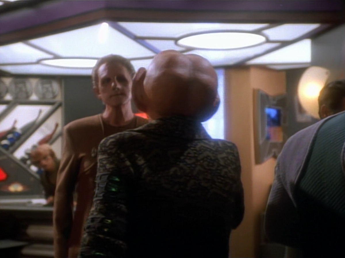 extant_StarTrekDS9_2x01-TheHomecoming_00035.jpg