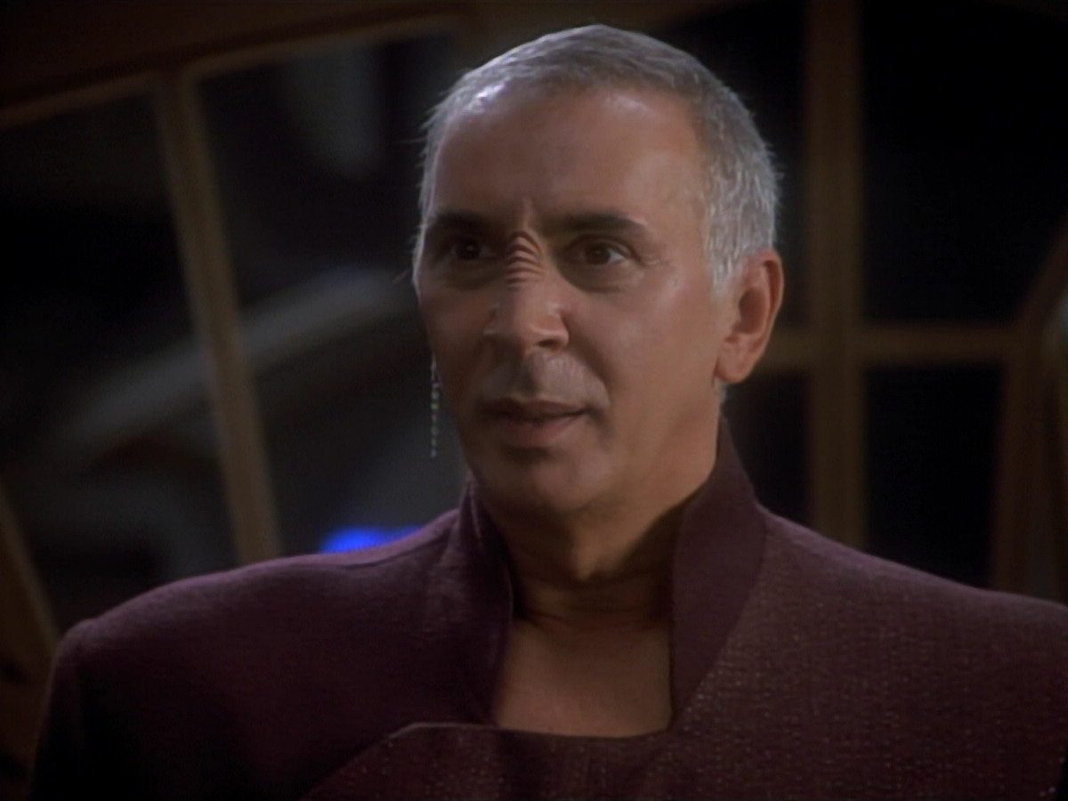 extant_StarTrekDS9_2x02-TheCircle_00111.jpg