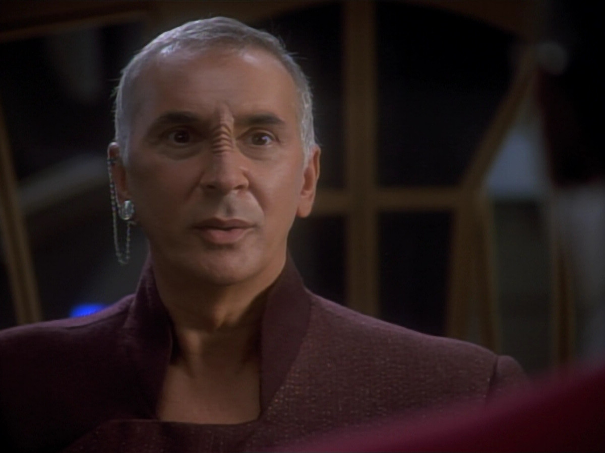 extant_StarTrekDS9_2x02-TheCircle_00123.jpg