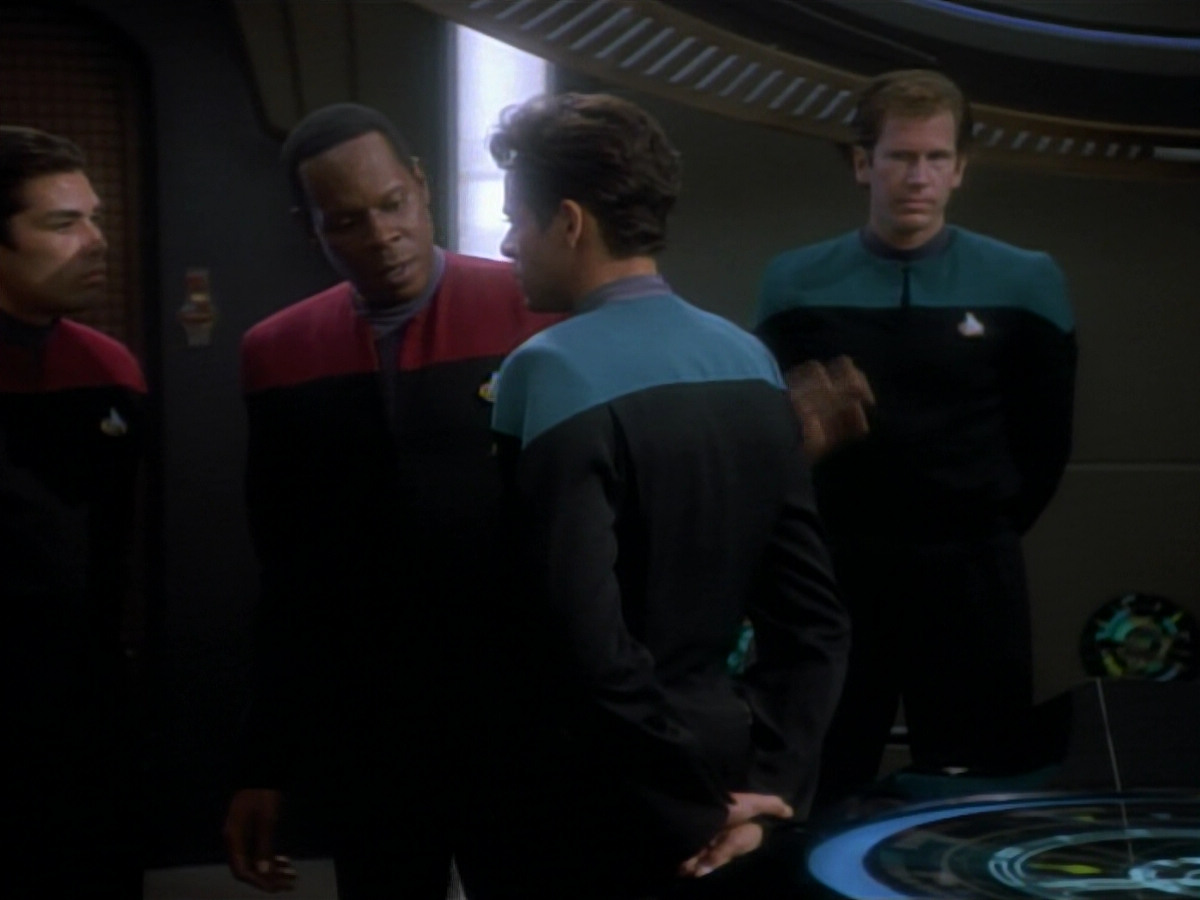 extant_StarTrekDS9_2x03-TheSiege_00288.jpg