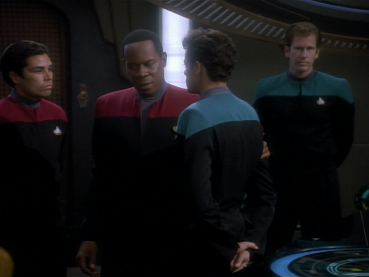 extant_StarTrekDS9_2x03-TheSiege_00290.jpg