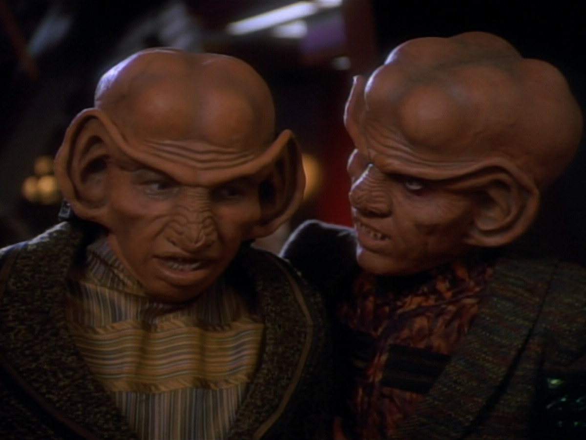 extant_StarTrekDS9_2x03-TheSiege_00642.jpg