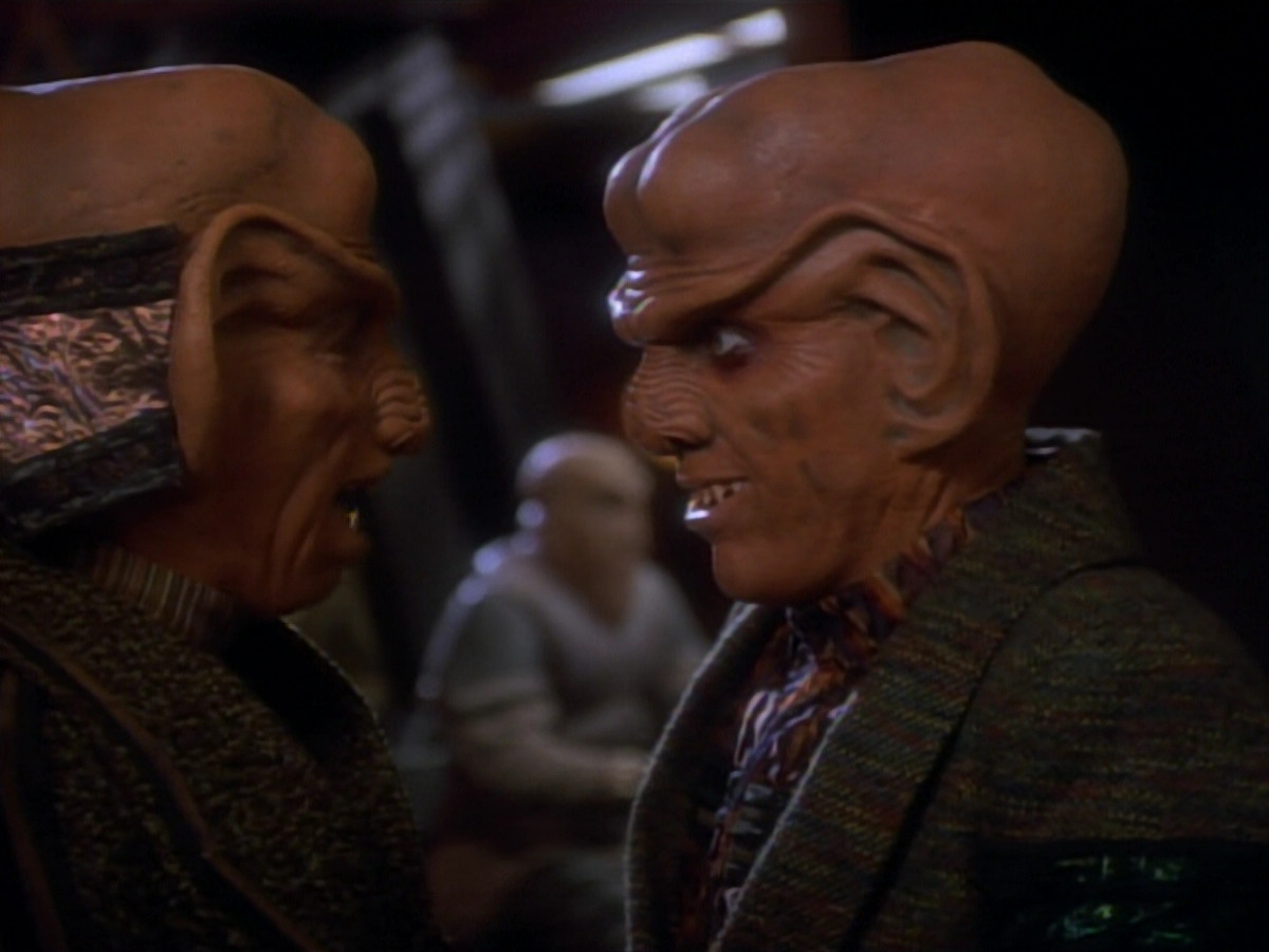 extant_StarTrekDS9_2x03-TheSiege_00652.jpg