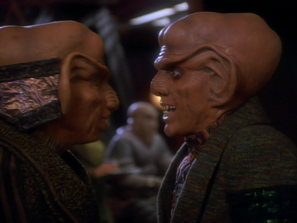 extant_StarTrekDS9_2x03-TheSiege_00654.jpg