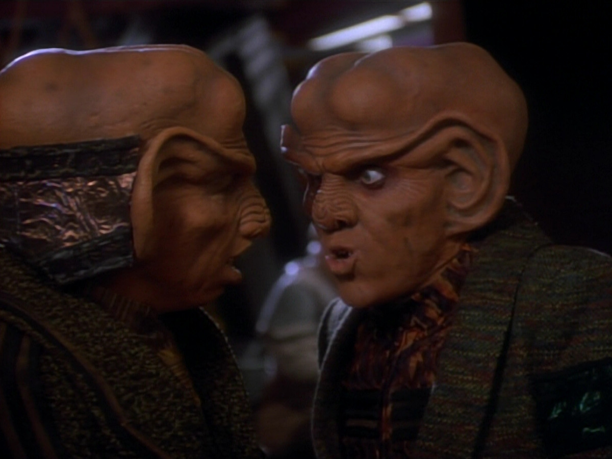 extant_StarTrekDS9_2x03-TheSiege_00662.jpg
