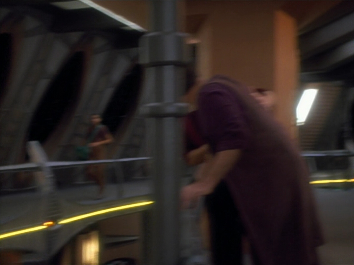 extant_StarTrekDS9_2x03-TheSiege_00677.jpg
