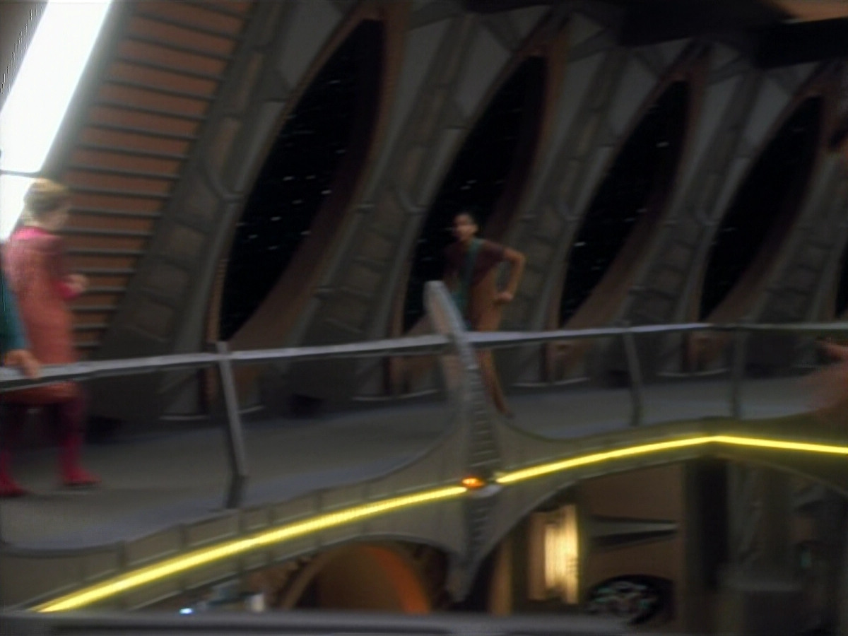 extant_StarTrekDS9_2x03-TheSiege_00678.jpg