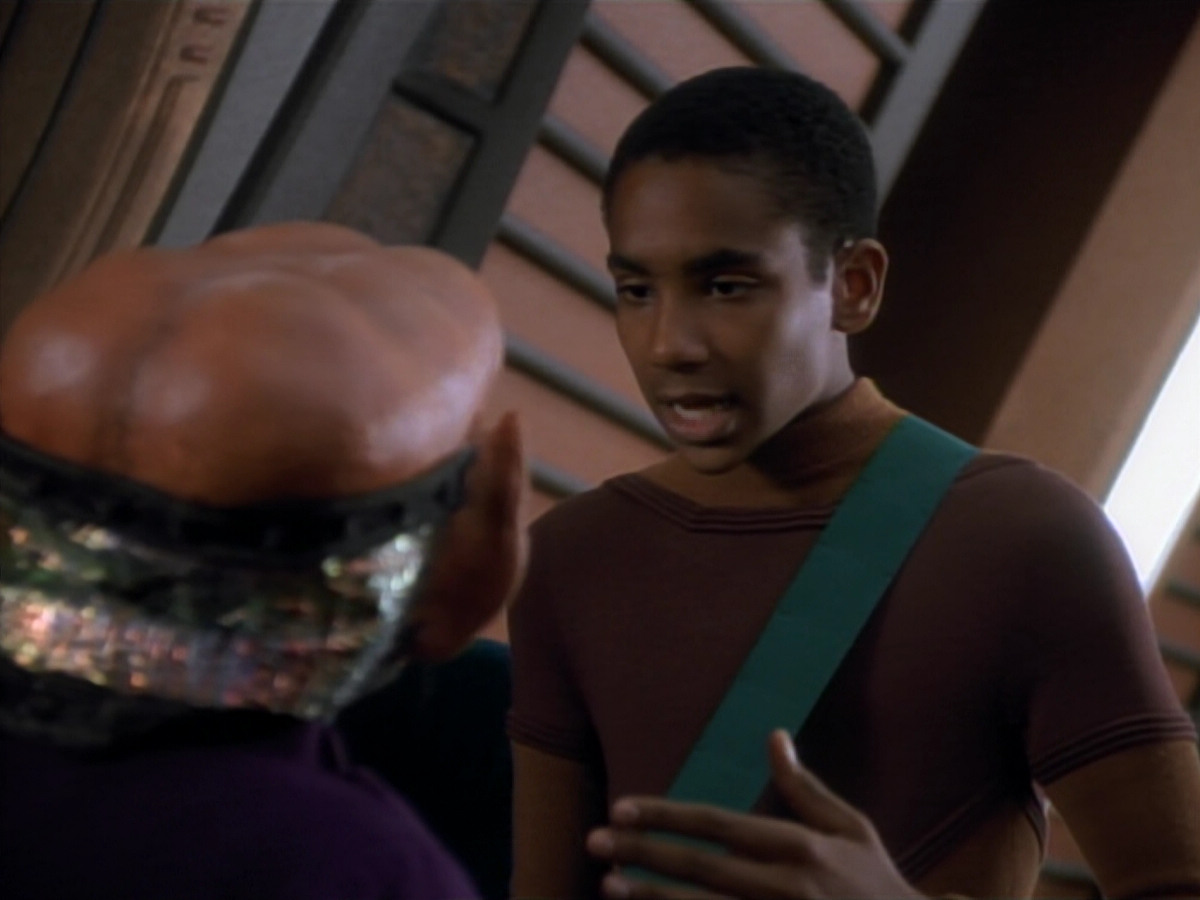 extant_StarTrekDS9_2x03-TheSiege_00694.jpg