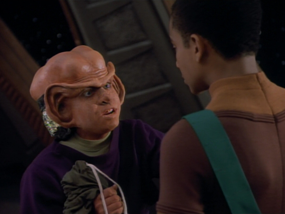 extant_StarTrekDS9_2x03-TheSiege_00709.jpg