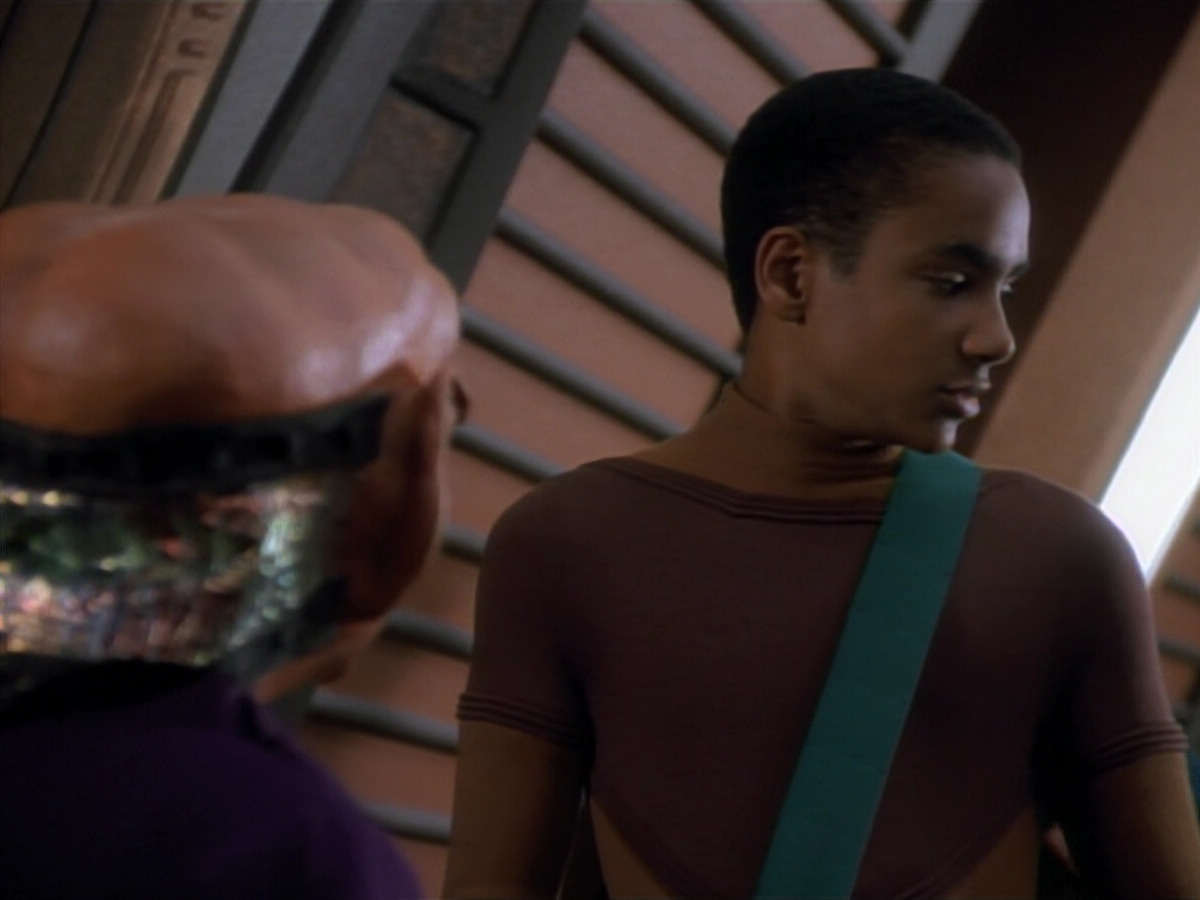 extant_StarTrekDS9_2x03-TheSiege_00716.jpg