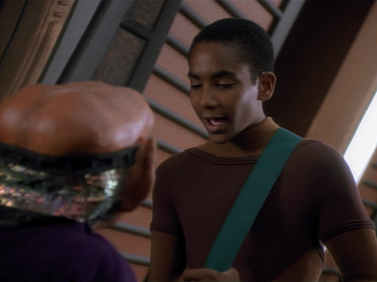 extant_StarTrekDS9_2x03-TheSiege_00750.jpg