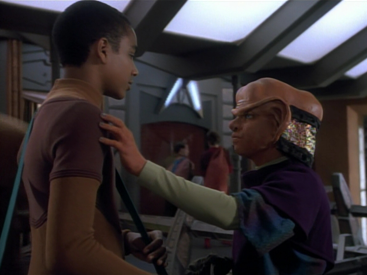 extant_StarTrekDS9_2x03-TheSiege_00769.jpg