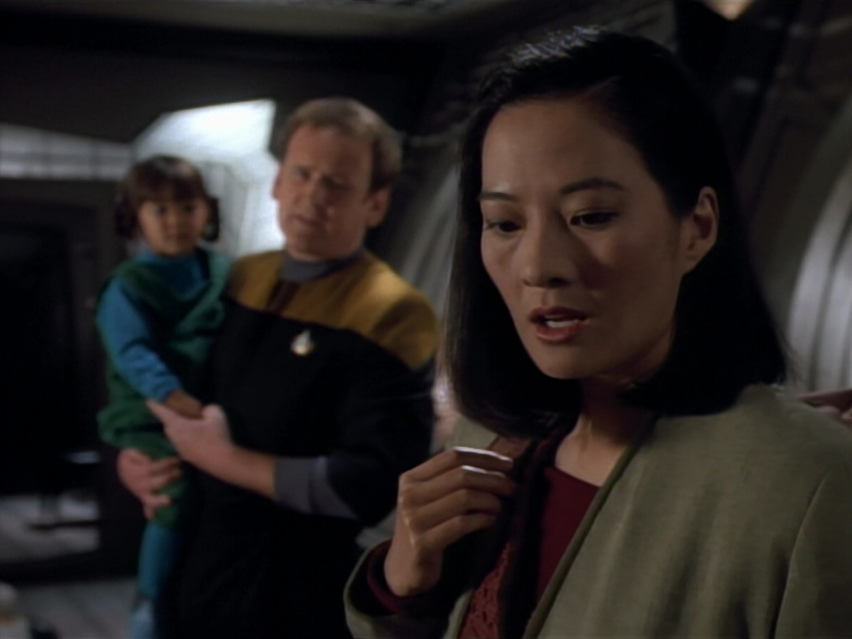 extant_StarTrekDS9_2x03-TheSiege_00795.jpg