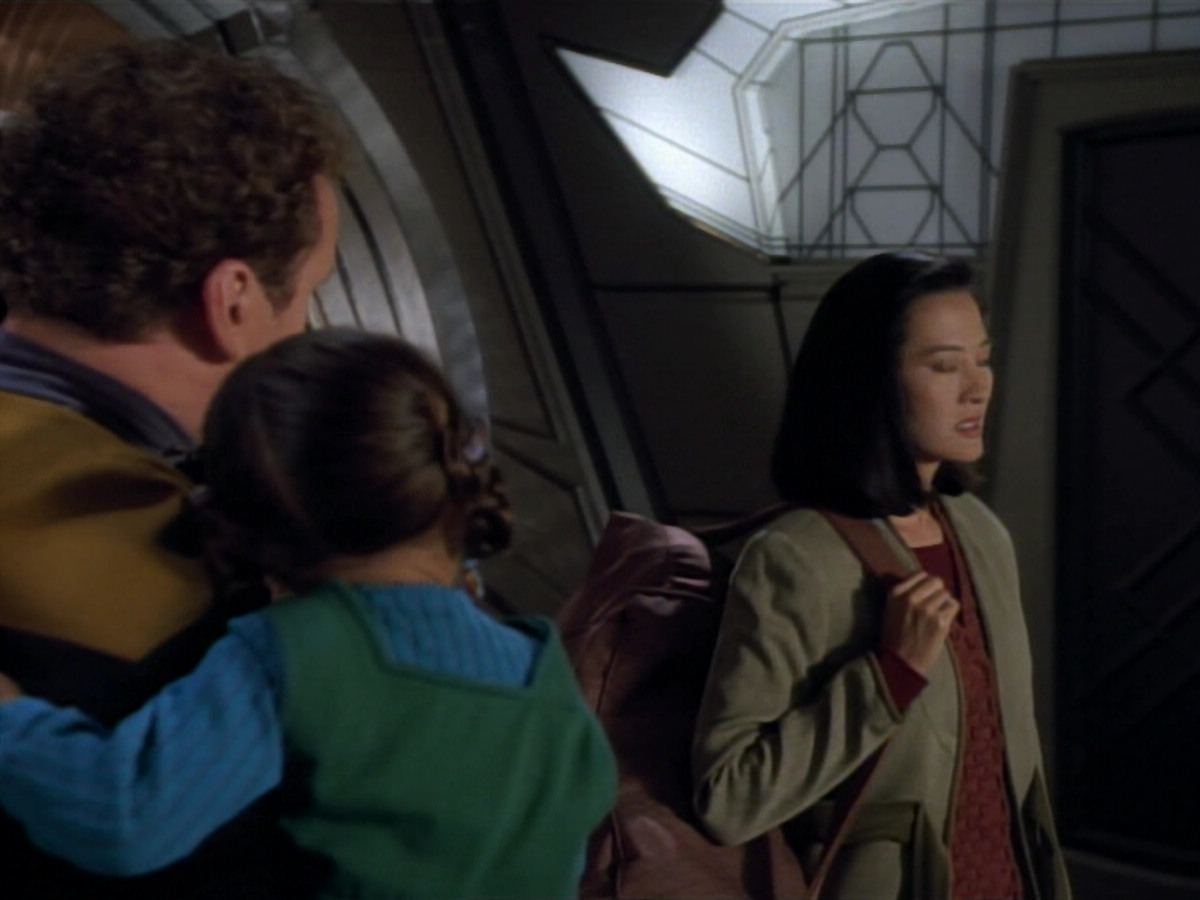 extant_StarTrekDS9_2x03-TheSiege_00801.jpg