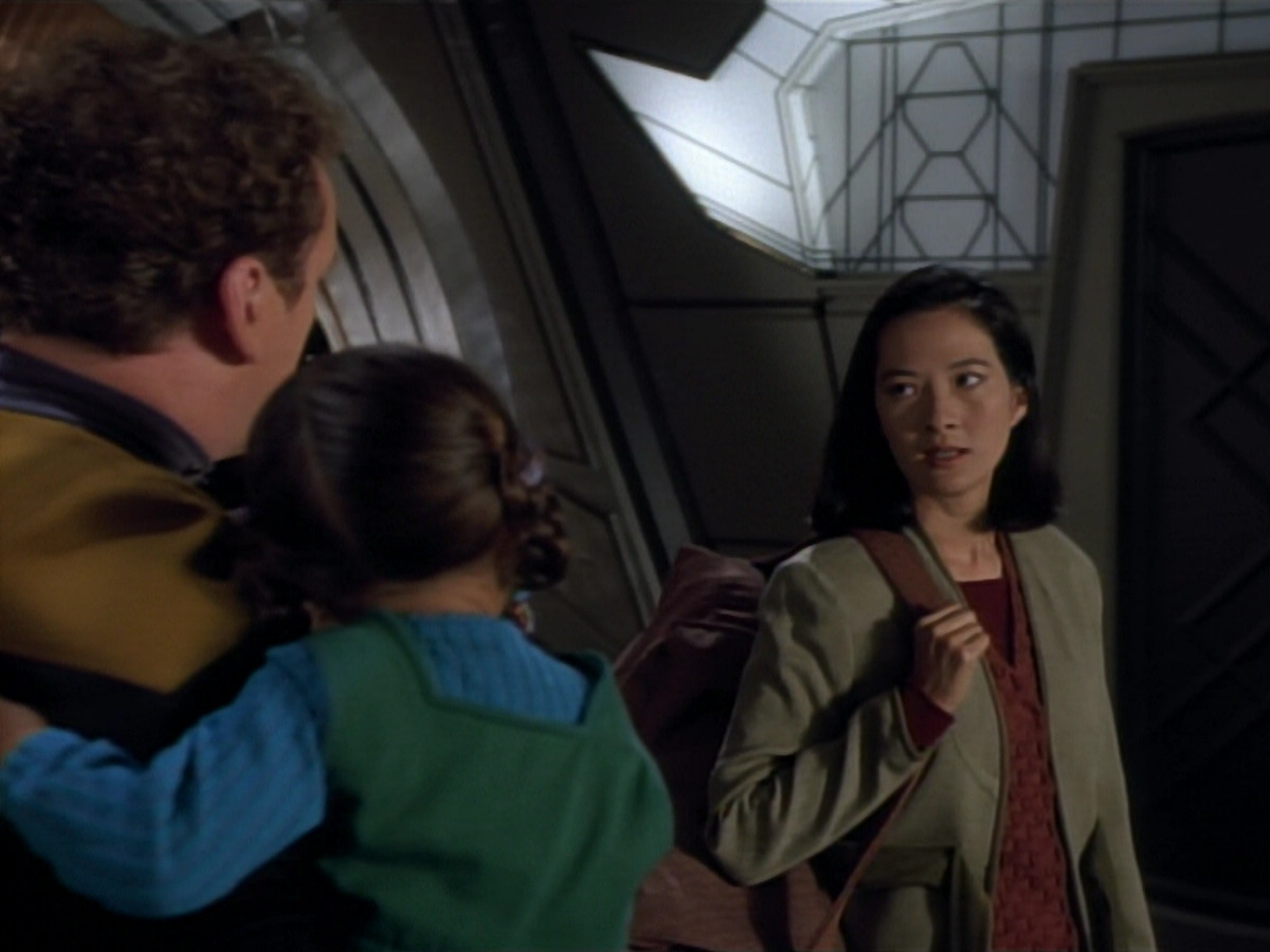 extant_StarTrekDS9_2x03-TheSiege_00803.jpg