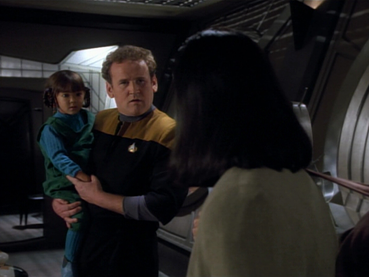extant_StarTrekDS9_2x03-TheSiege_00806.jpg