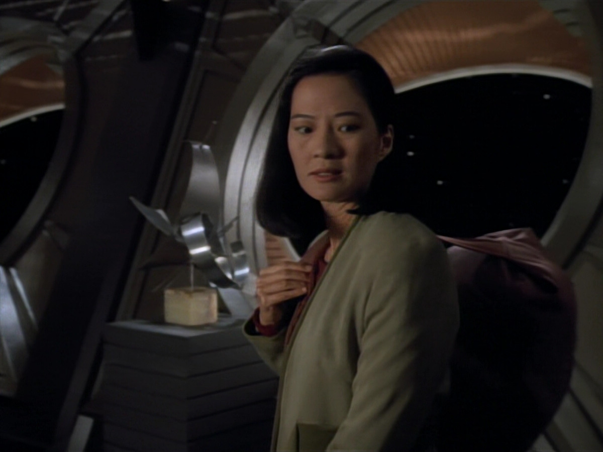 extant_StarTrekDS9_2x03-TheSiege_00818.jpg