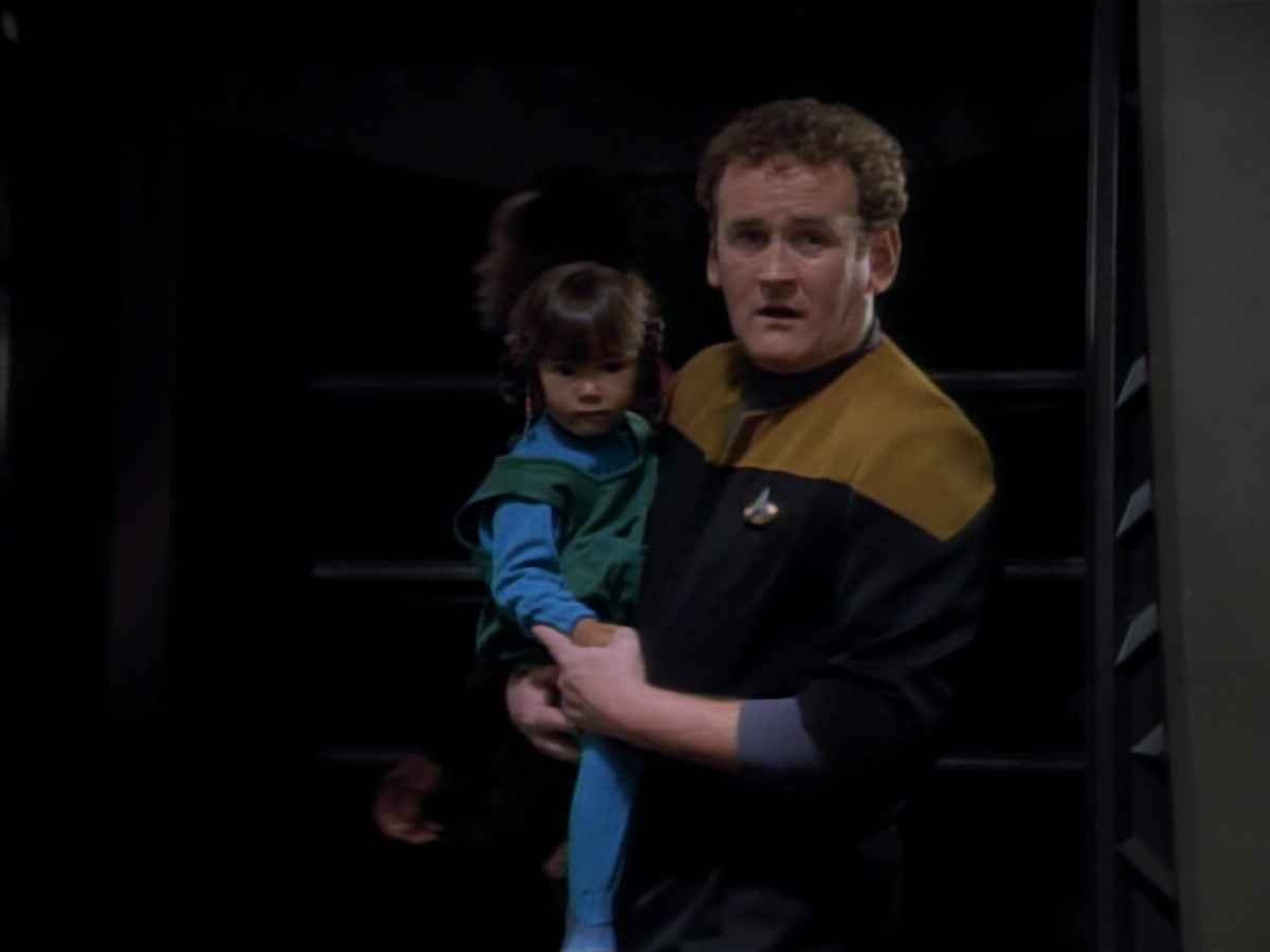 extant_StarTrekDS9_2x03-TheSiege_00852.jpg