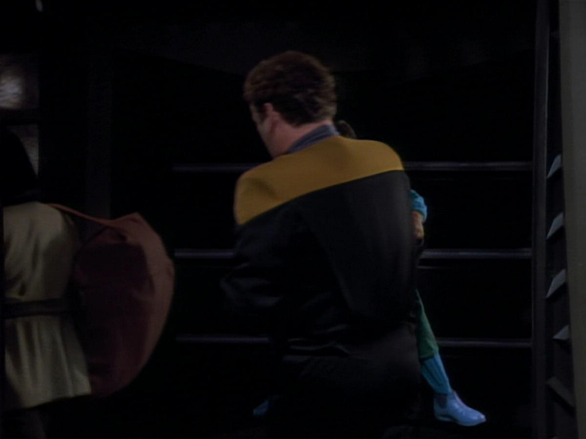 extant_StarTrekDS9_2x03-TheSiege_00865.jpg