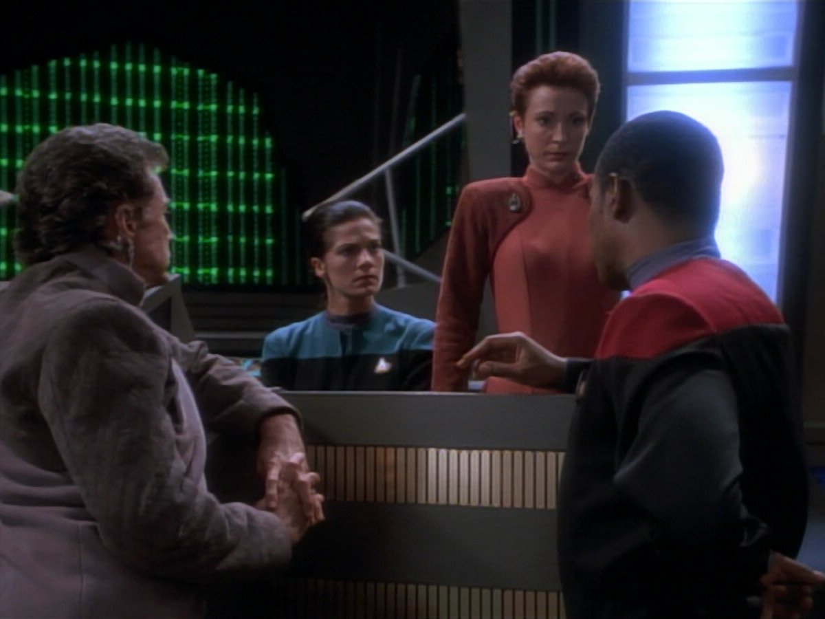 extant_StarTrekDS9_2x03-TheSiege_00933.jpg