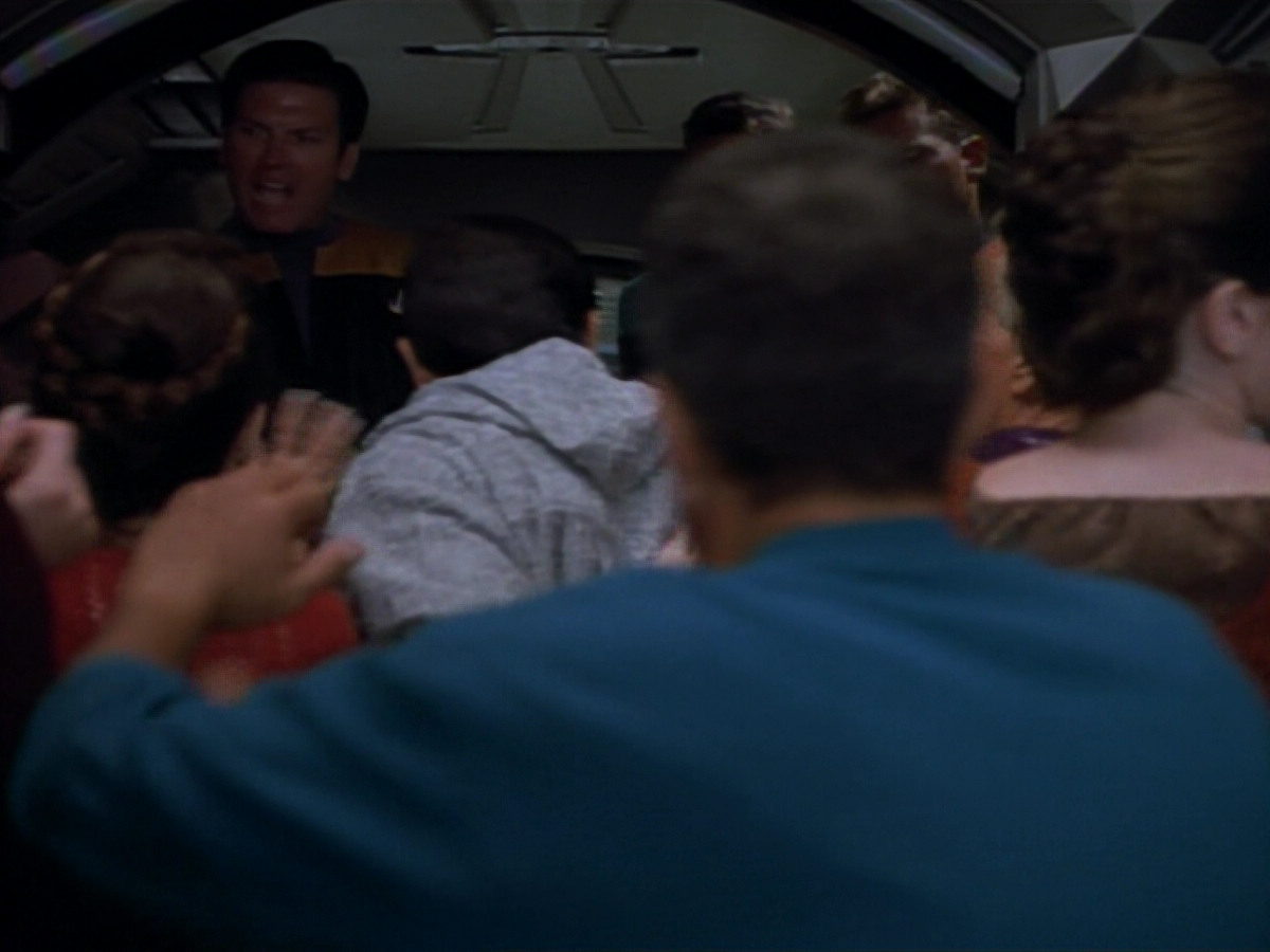 extant_StarTrekDS9_2x03-TheSiege_01007.jpg