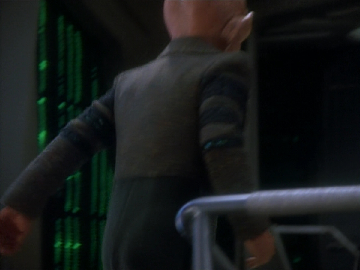 extant_StarTrekDS9_2x03-TheSiege_01058.jpg